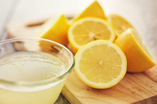 fresh lemons and lemon juice