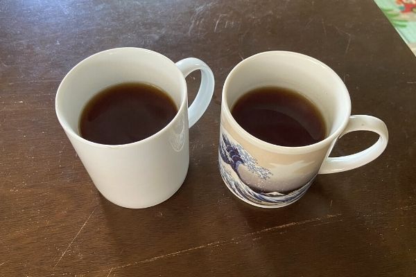 two mugs with Earl Grey Tea